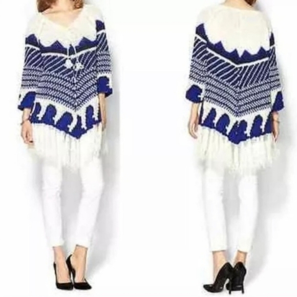 Piperlime Sweaters - Piperlime knitted fringed hem tie neck sweater oversized size xs